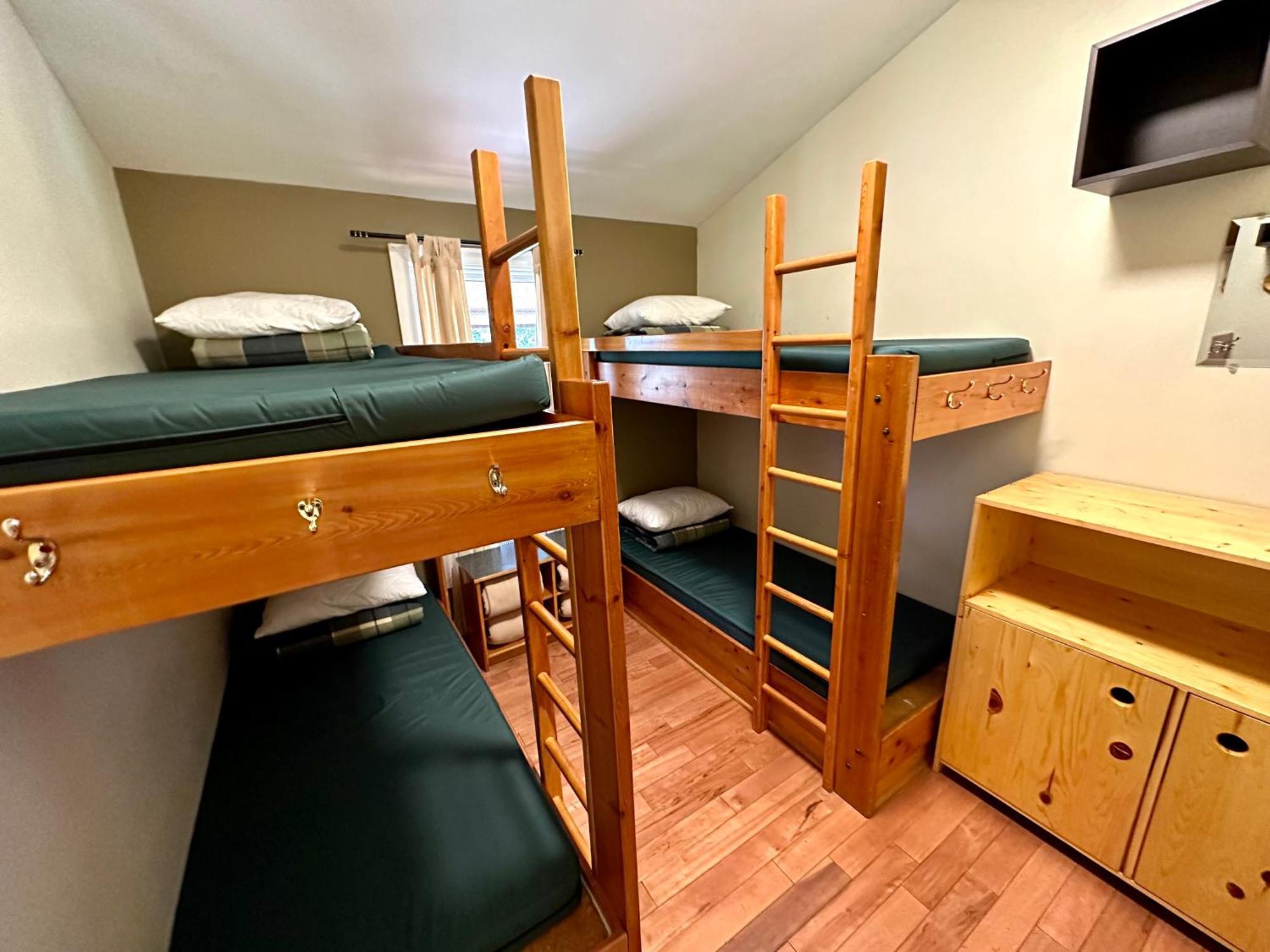Canmore Alpine Hostel - Alpine Club Of Canada Extérieur photo