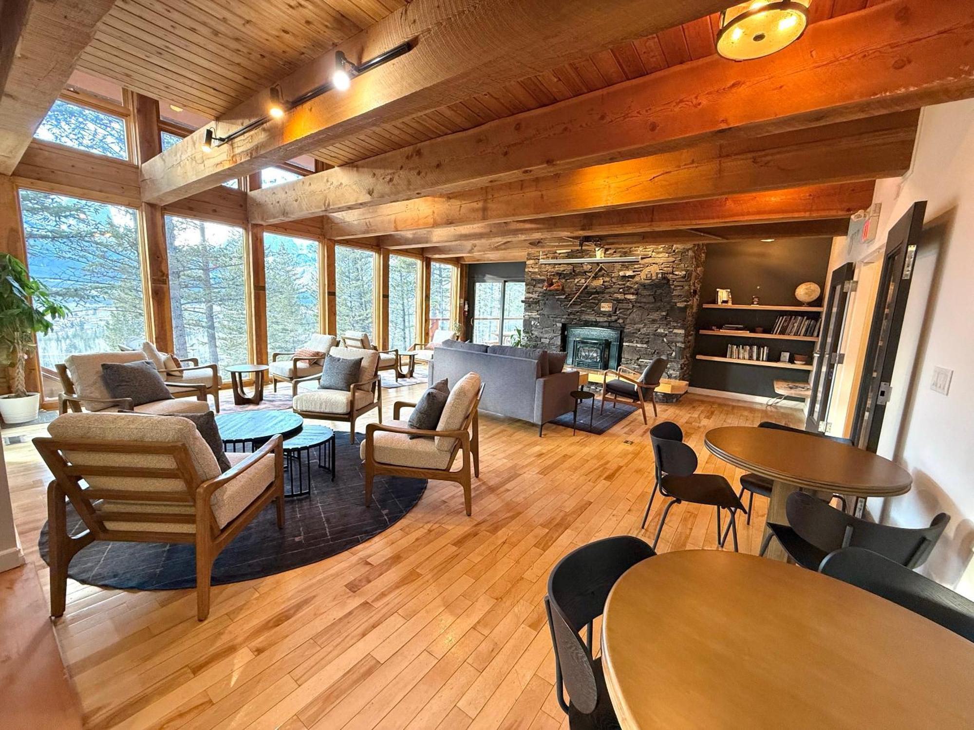 Canmore Alpine Hostel - Alpine Club Of Canada Extérieur photo